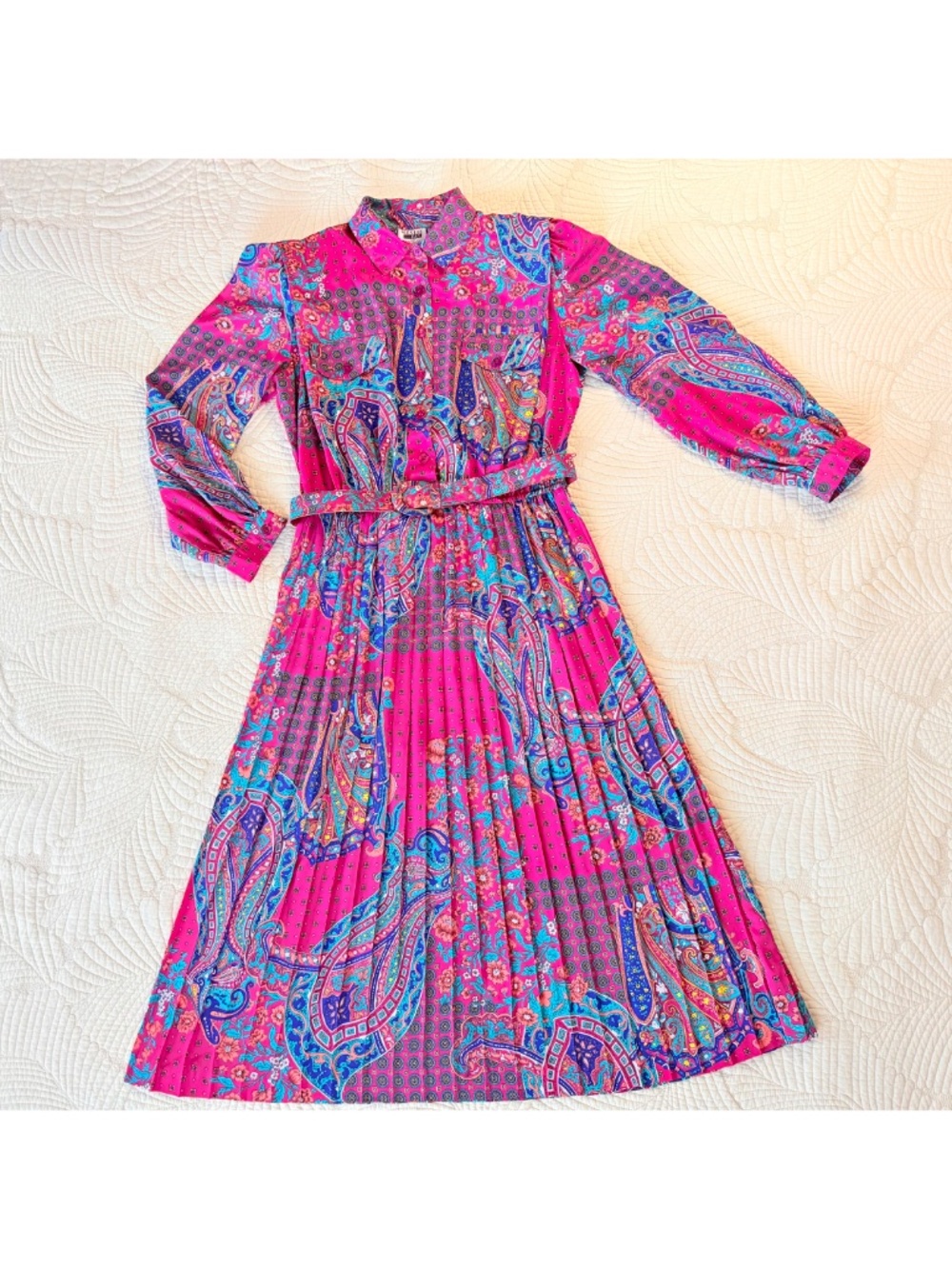 VTG 80s Leslie Fay for Lord & Taylor Hot Pink Paisley Pleated Midi Shirtdress